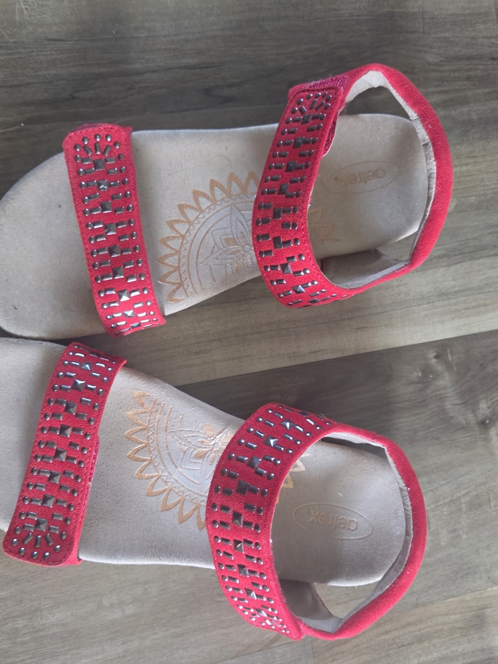 Aetrex Maria Red Studed Sandals Size 38 - 7.5